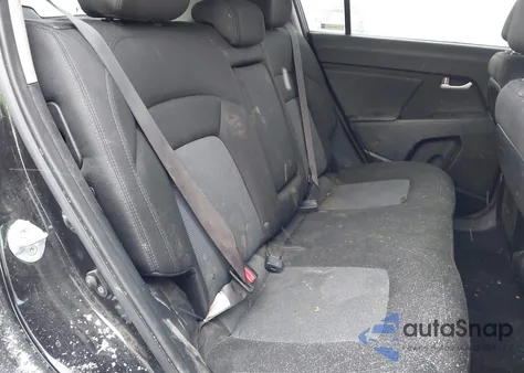 2015 Kia Sportage Lx z USA, uszkodzony, nr VIN KNDPBCAC1F7701259